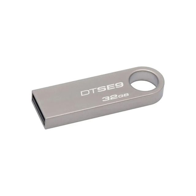 Kingston Digital DataTraveler SE9 32GB USB 2.0 Flash Drive